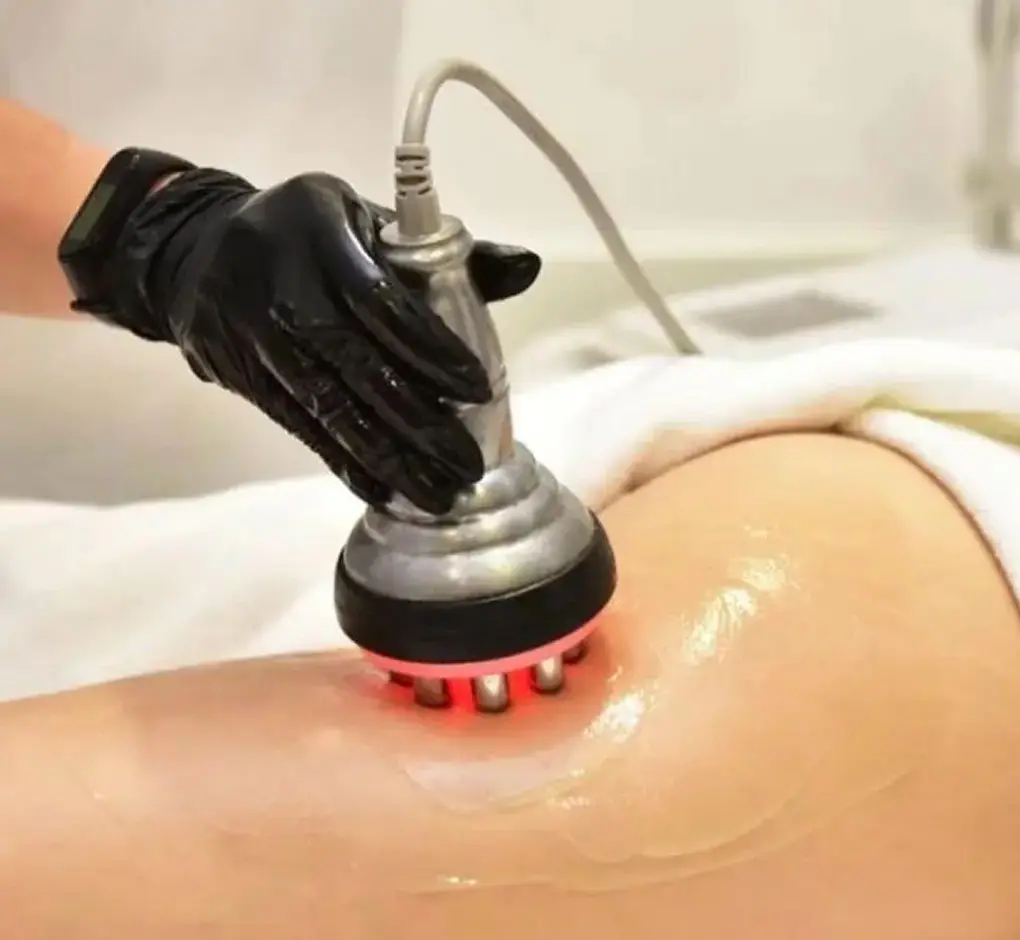 Relaxing spa facial session